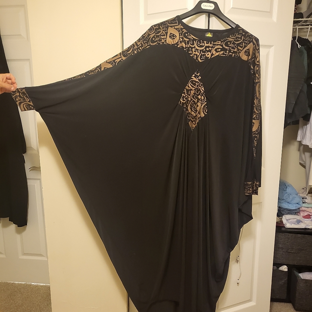 Black abaya